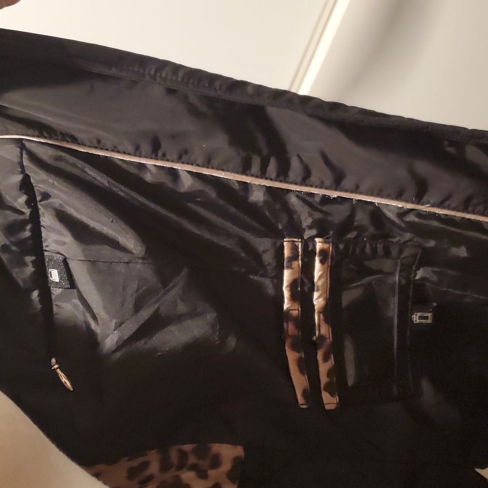 Calvin Klein trench coat - Picture 8 of 11